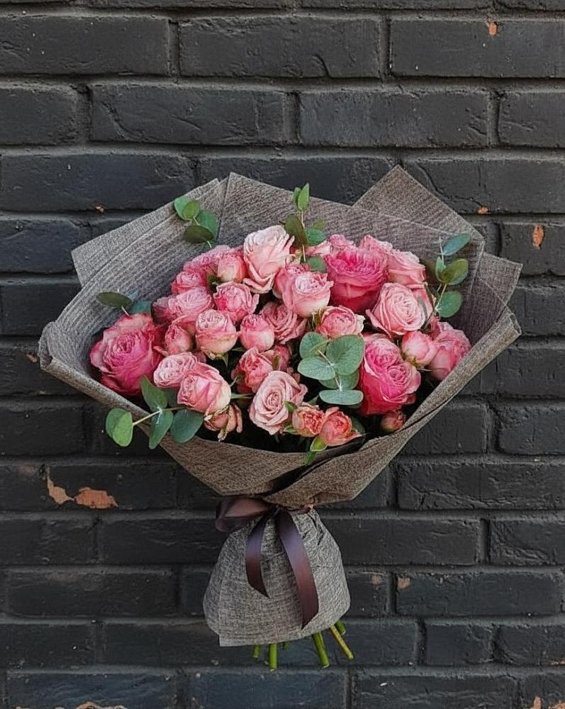 Букет цветов из: Розы в Сельхозтехнике