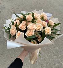 Букет Кремовые розы Латте в Сельхозтехнике