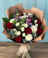Букет цветов из:  Розы и Альстромерии #REPLACE_PRED# Сельхозтехнике