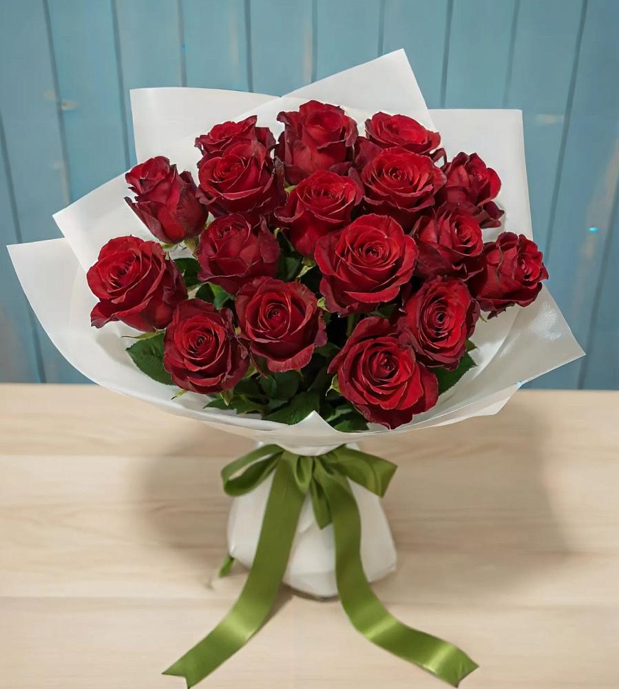 Букет Красные розы в Сельхозтехнике