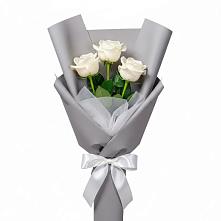 Букет 3 белые розы #REPLACE_PRED# Сельхозтехнике