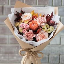 Букет цветов из:  Гвоздики, Хризантемы и Розы в Сельхозтехнике