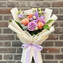 Букет цветов из:  Лизиантусы и Розы #REPLACE_PRED# Сельхозтехнике