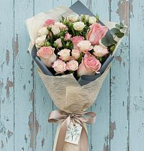 Букет цветов из:  Розы в Сельхозтехнике