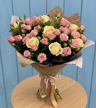 Букет цветов из:  Розы в Сельхозтехнике