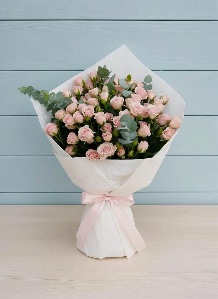 Букет цветов из: Розы в Сельхозтехнике