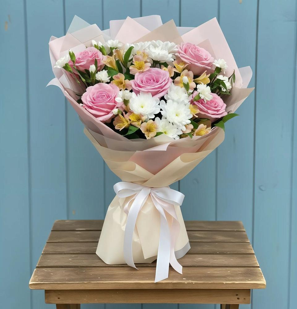 Букет цветов из: Гвоздики, Орхидеи и Розы в Сельхозтехнике