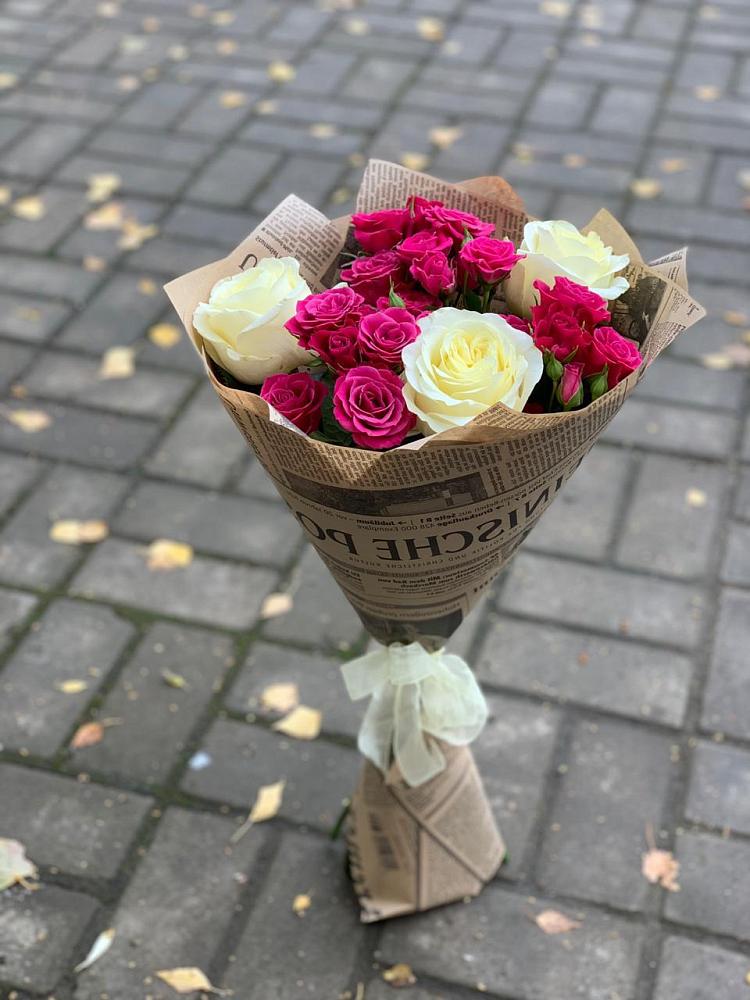 Букет цветов из: Розы в Сельхозтехнике