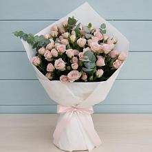 Букет цветов из:  Розы в Сельхозтехнике