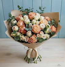 Букет цветов из:  Альстромерии и Розы #REPLACE_PRED# Сельхозтехнике