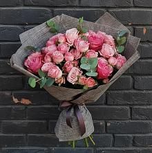 Букет цветов из:  Розы в Сельхозтехнике
